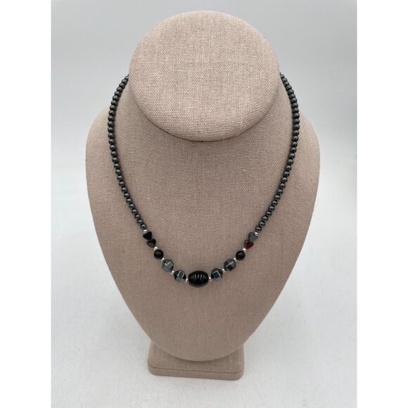 Vintage Necklace With Black Hematite Beads 16" Drop Elegant Jewelry Screw Clasp - Picture 1 of 5